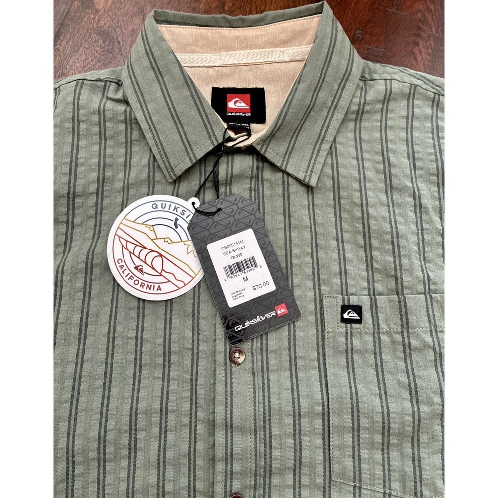 QUICKSILVER~ Mens Casual Short Sleeve Shirt~Sea Spray Green~ Sz. M/NWT